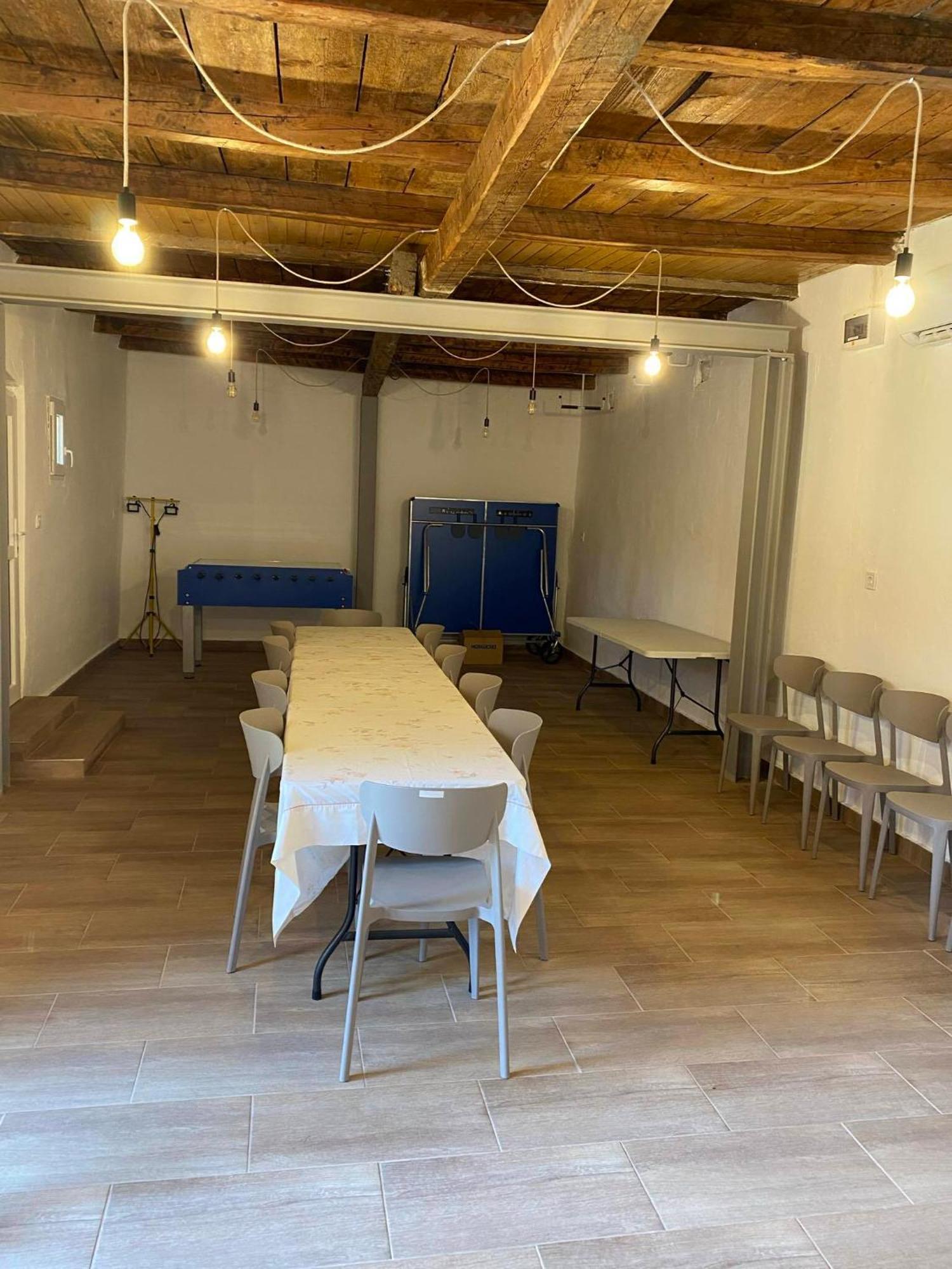 Almosdi Topart Vendeghaz Exterior foto